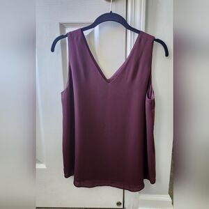 Ann Taylor Factory Fully Lined Sleeveless V-Neck Blouse Women's Top in Maroon